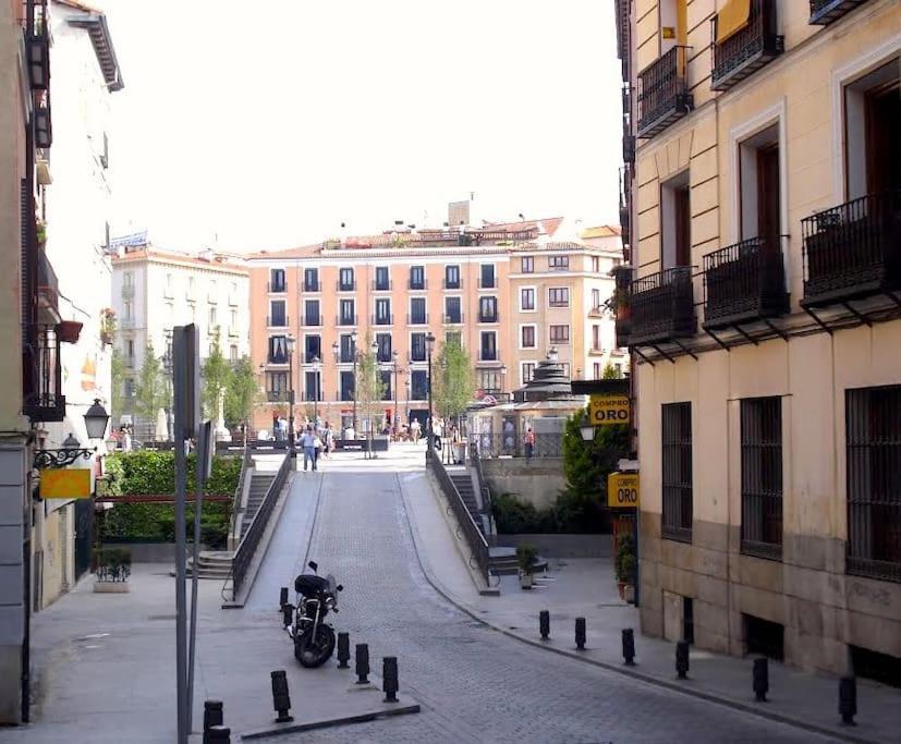 El Apartamento En Opera Palacio Real Madrid Exterior foto